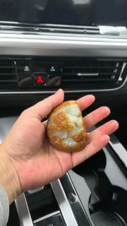 新疆和田玉籽料手把件,红沁金包玉