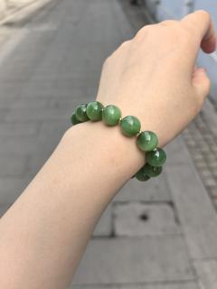 diy完毕!碧玉和黄金yyds 串串单独有点单调,将我之前的存货拿出来稍微